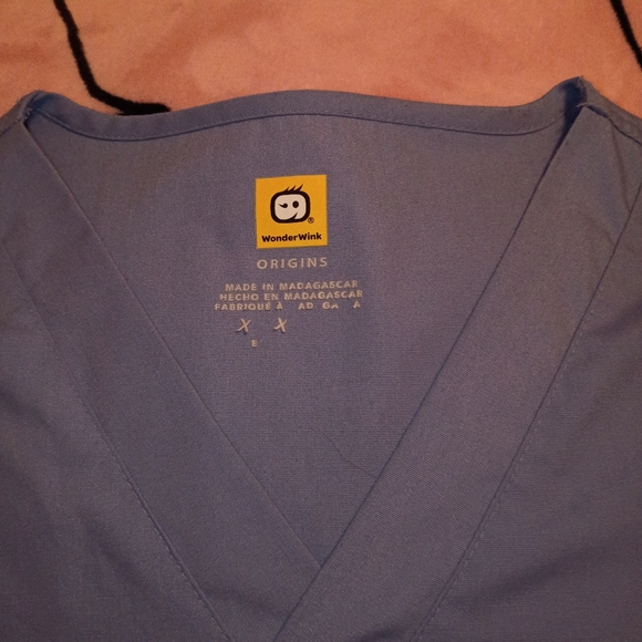 WonderWink Light Blue Women's Scrub Top And Bottom - Picture 2 of 6